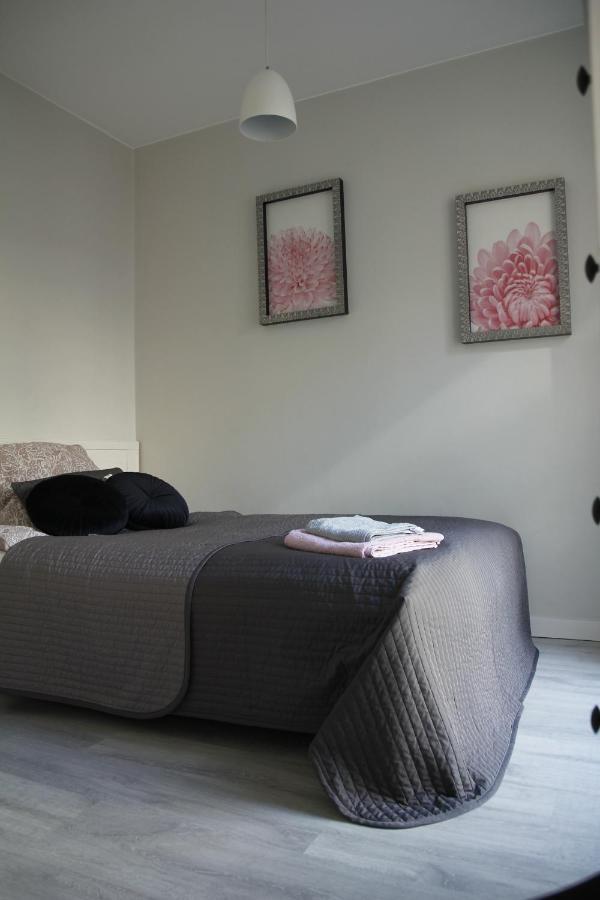 Apartament Tetris - Centrum كيلتشي المظهر الخارجي الصورة