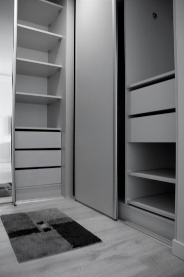 Apartament Tetris - Centrum كيلتشي المظهر الخارجي الصورة